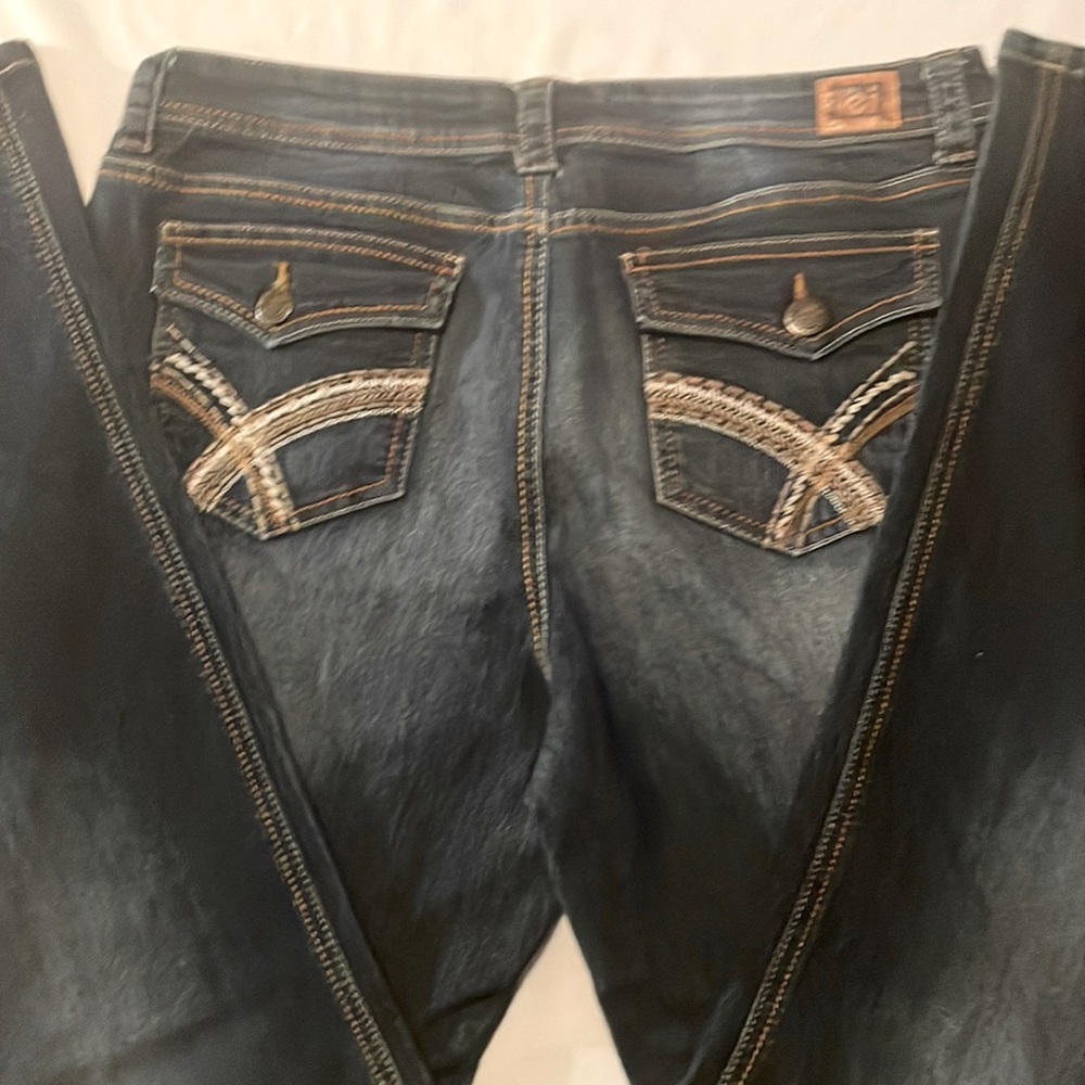 L.E.I Stone Washed Jeans Sophia Hipster Flare